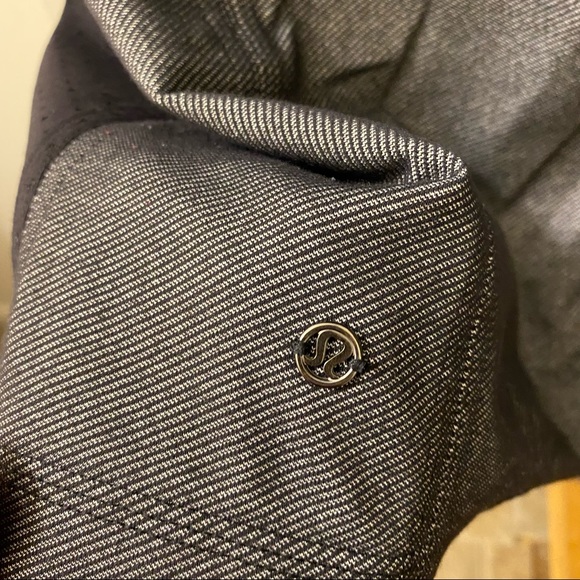 Lululemon Cocoon Car Coat - Picture 7 of 7